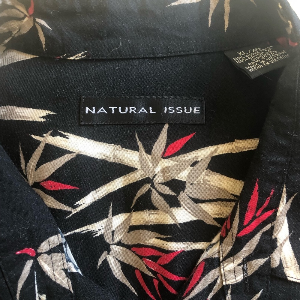 Men’s Natural Issue Hawaiian shirt - Picture 2 of 4